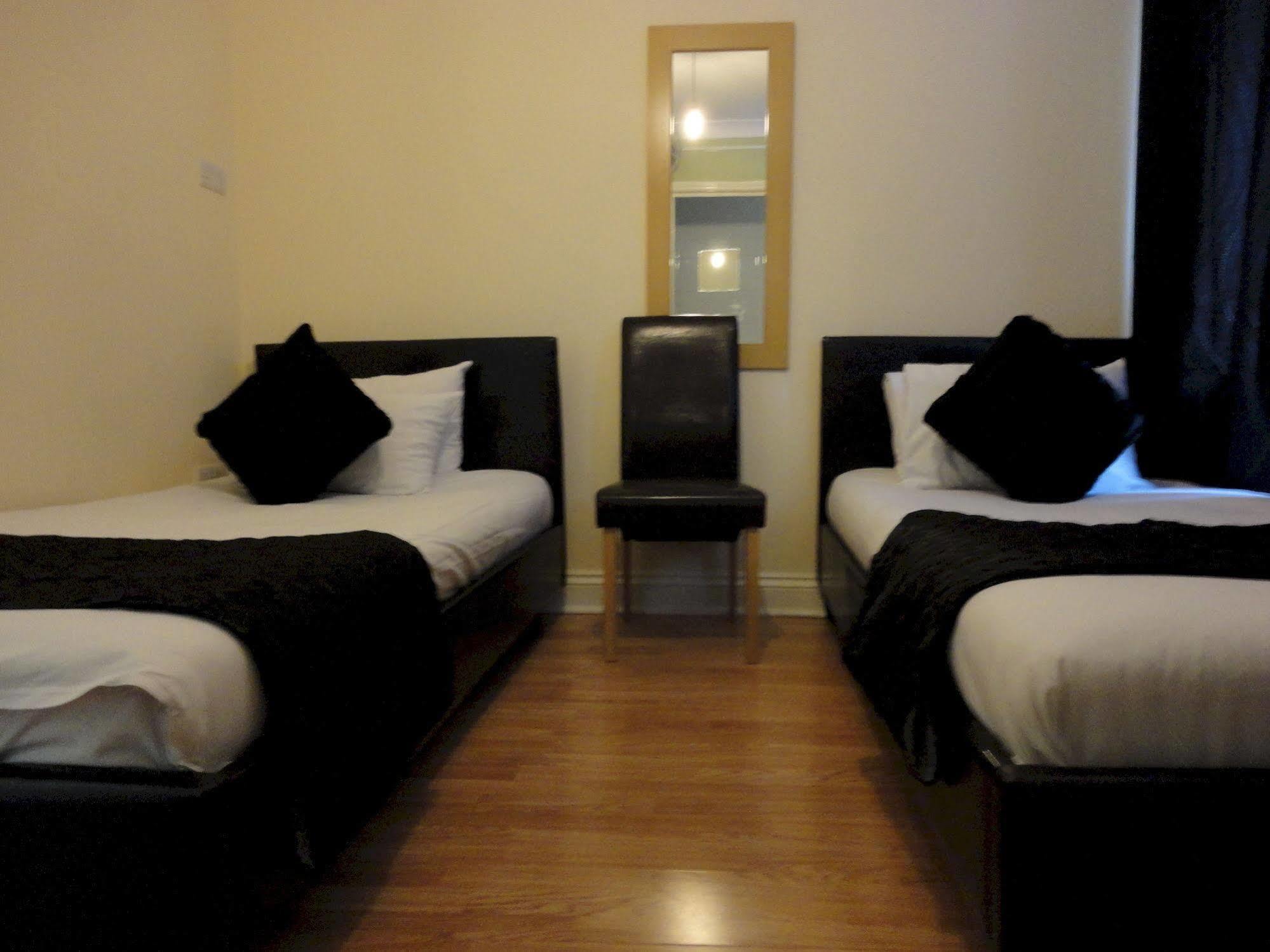 City View - Roman Road Market Hotel London